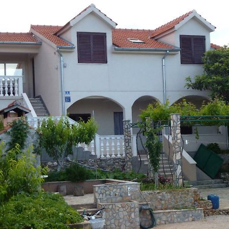Apartmani Zmiric Primošten Εξωτερικό φωτογραφία
