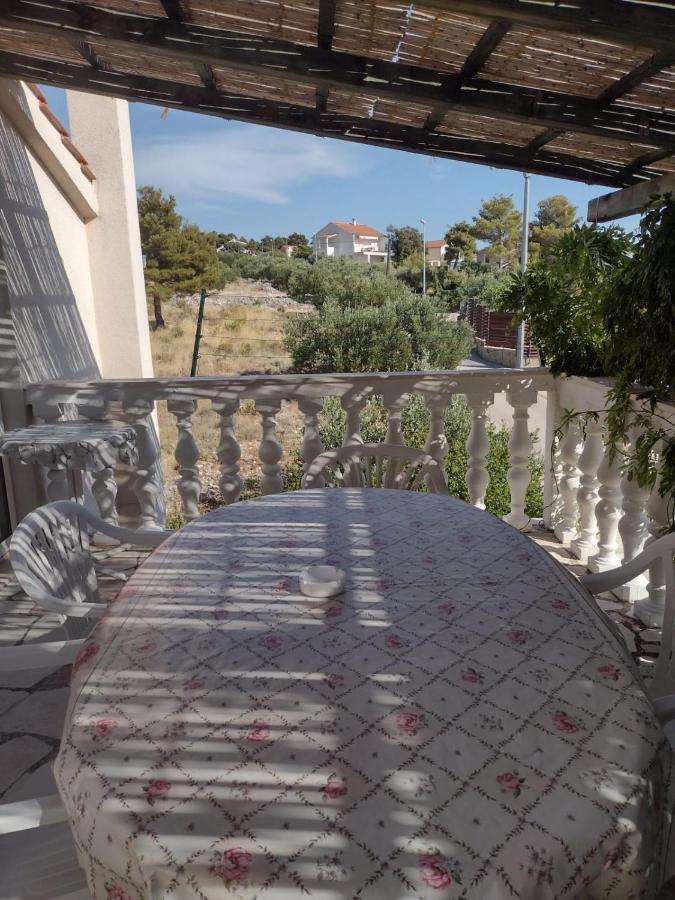 Apartmani Zmiric Primošten Εξωτερικό φωτογραφία