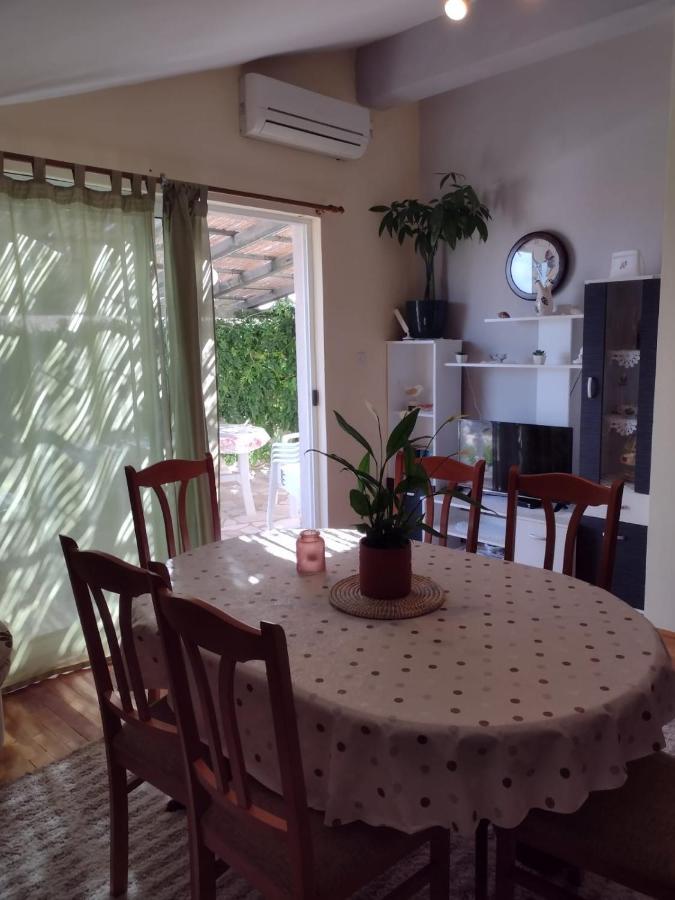Apartmani Zmiric Primošten Εξωτερικό φωτογραφία