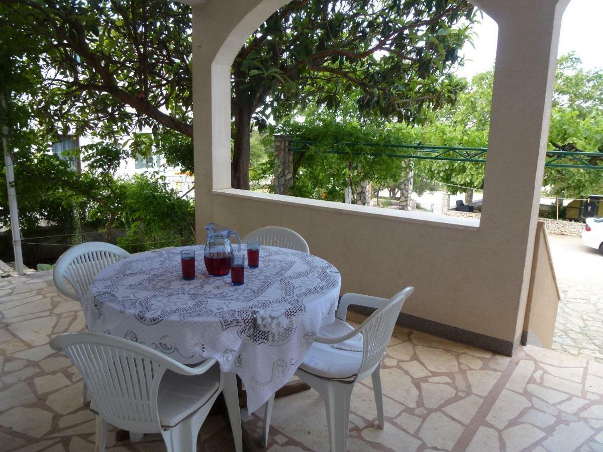 Apartmani Zmiric Primošten Εξωτερικό φωτογραφία