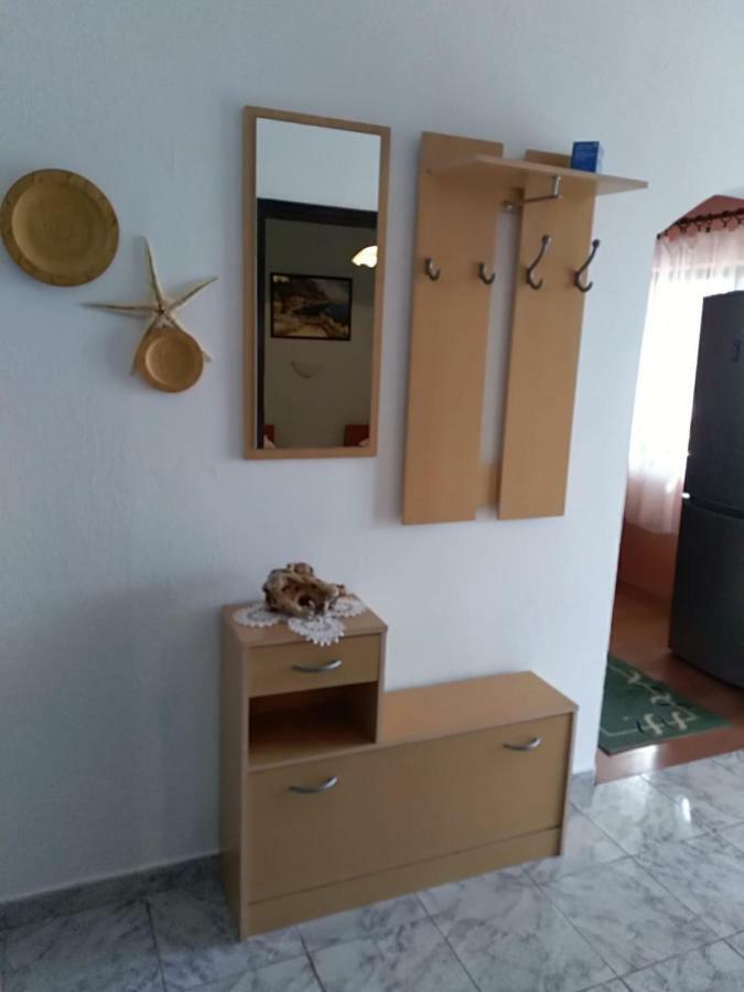 Apartmani Zmiric Primošten Εξωτερικό φωτογραφία