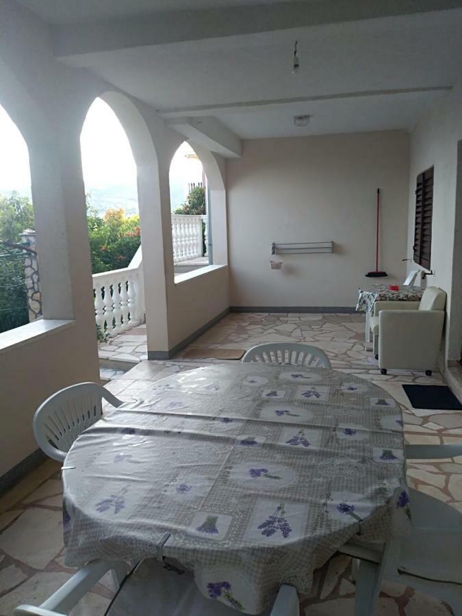 Apartmani Zmiric Primošten Εξωτερικό φωτογραφία