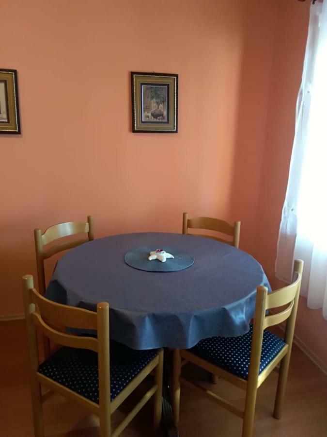 Apartmani Zmiric Primošten Εξωτερικό φωτογραφία